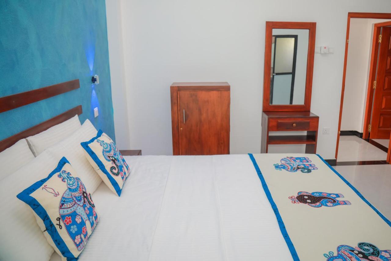 Blue Berry Villa Hikkaduwa Kültér fotó